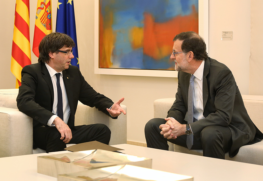 http://diario16.com/wp-content/uploads/2017/10/Carles_Puigdemont_i_Mariano_Rajoy_20-4-2016.jpg