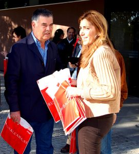 El ex diputado y ex consejero socialista José Antonio Viera, junto a Susana Díaz.
