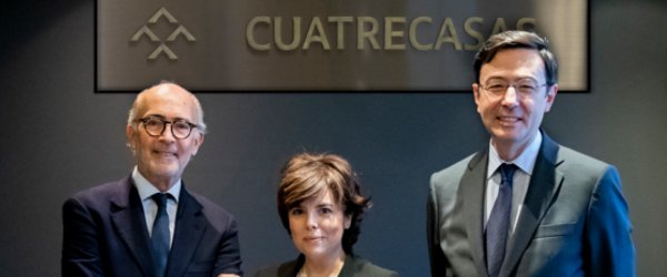 Soraya Sáenz de Santamaría contratada por 600.000 euros - Diario16