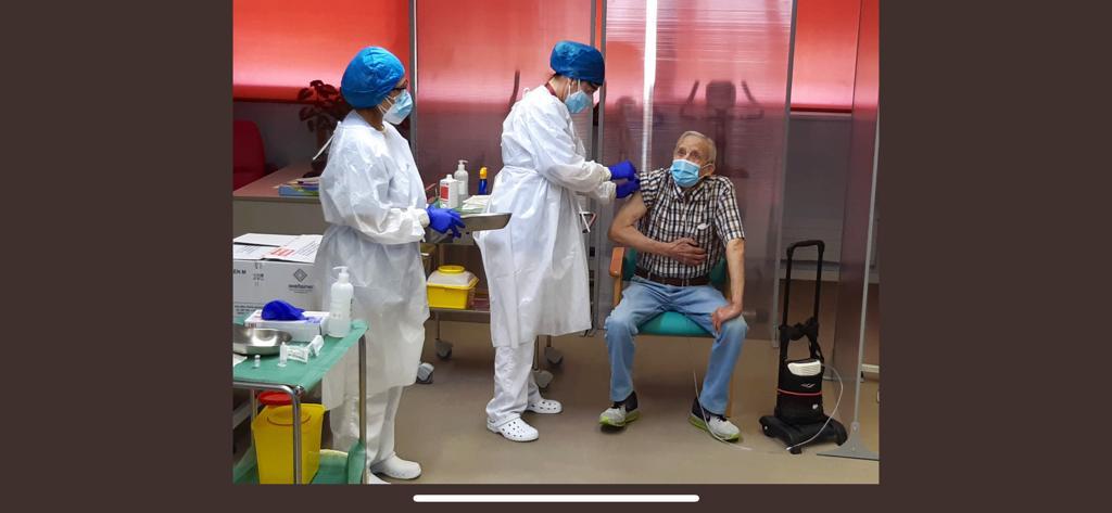 Enfermería advierte que no hay profesionales suficientes en Madrid para la campaña de vacunación antiCovid