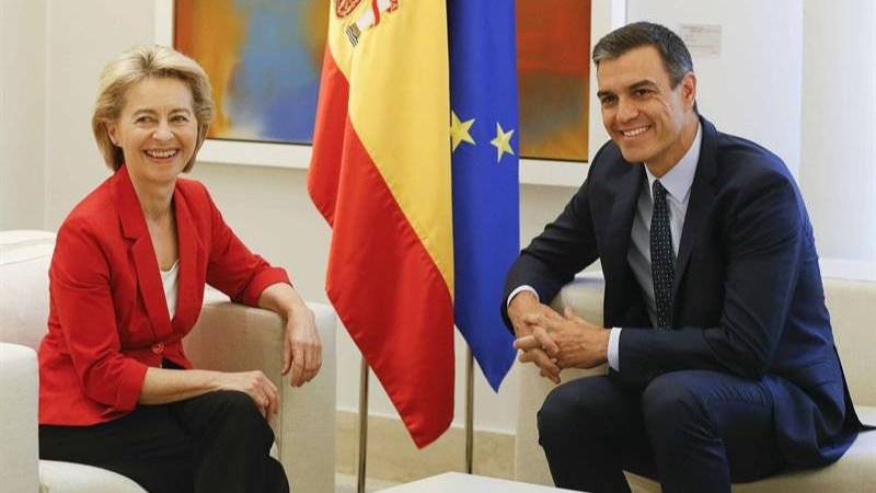 Ursula Gertrud von der Leyen estará hoy con Pedro Sánchez en España para dar salida a los 140.000 millones de la UE para España