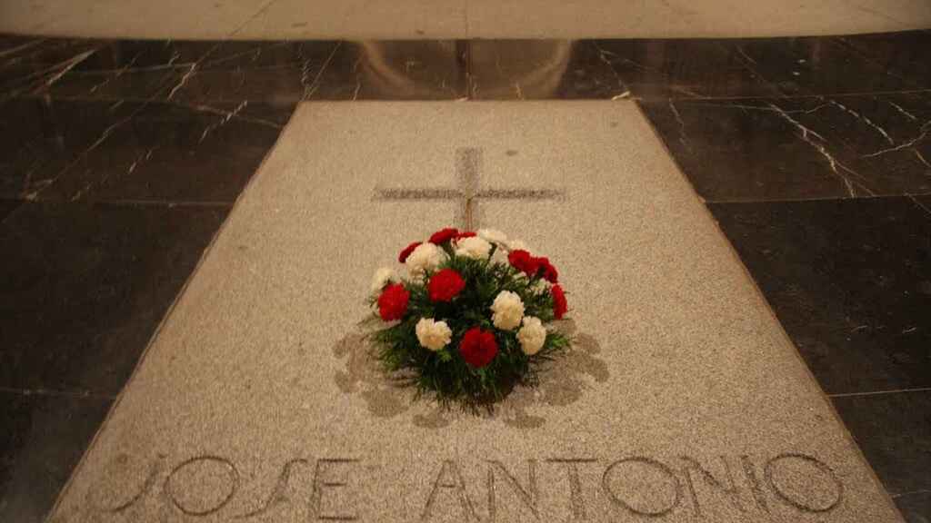 Los restos de Primo de Rivera también saldrán Del Valle de los Caídos