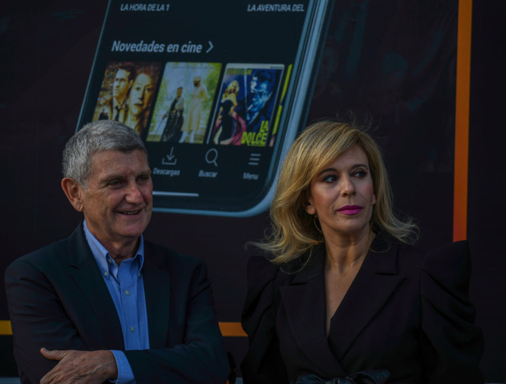 El presidente de RTVE, José Manuel Pérez Tornero y la directora Comunicación RTVE, María Eizaguirre, foto Agustín Millán
