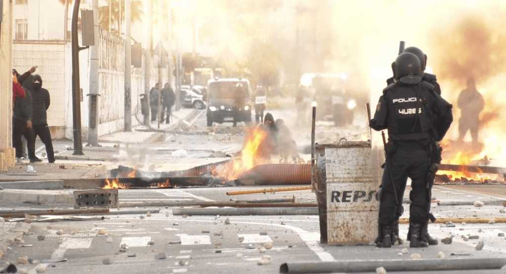 Revueltas en Cádiz, prende la mecha del descontento social