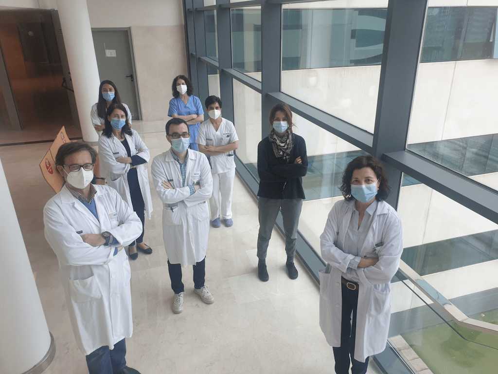 El equipo médico que ha participado en el estudio en el Hospital La Fe de Valencia.