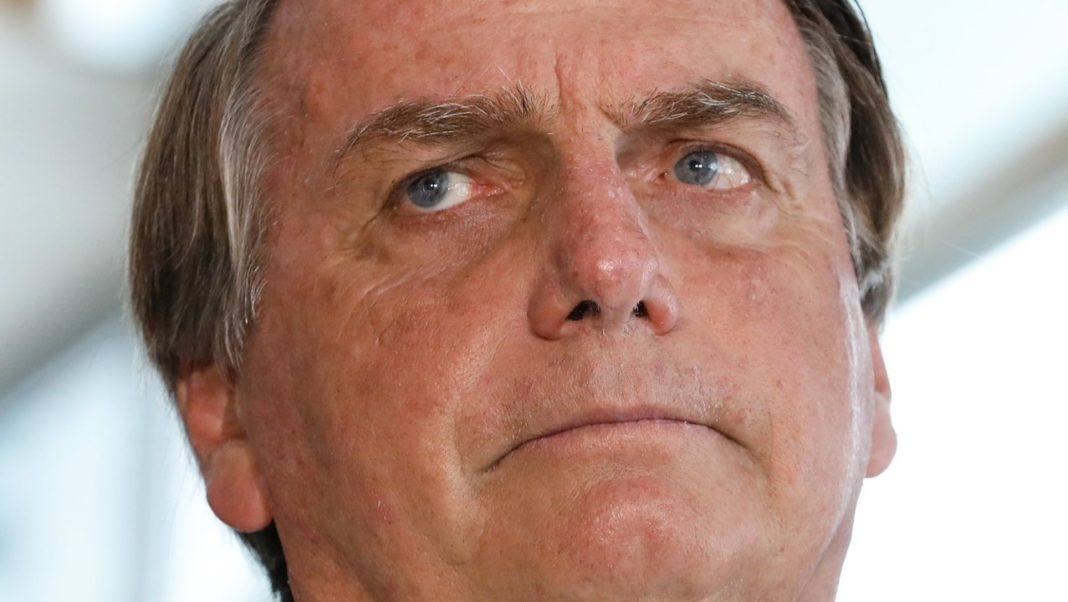 Bolsonaro rompe el silencio pero no reconoce su derrota