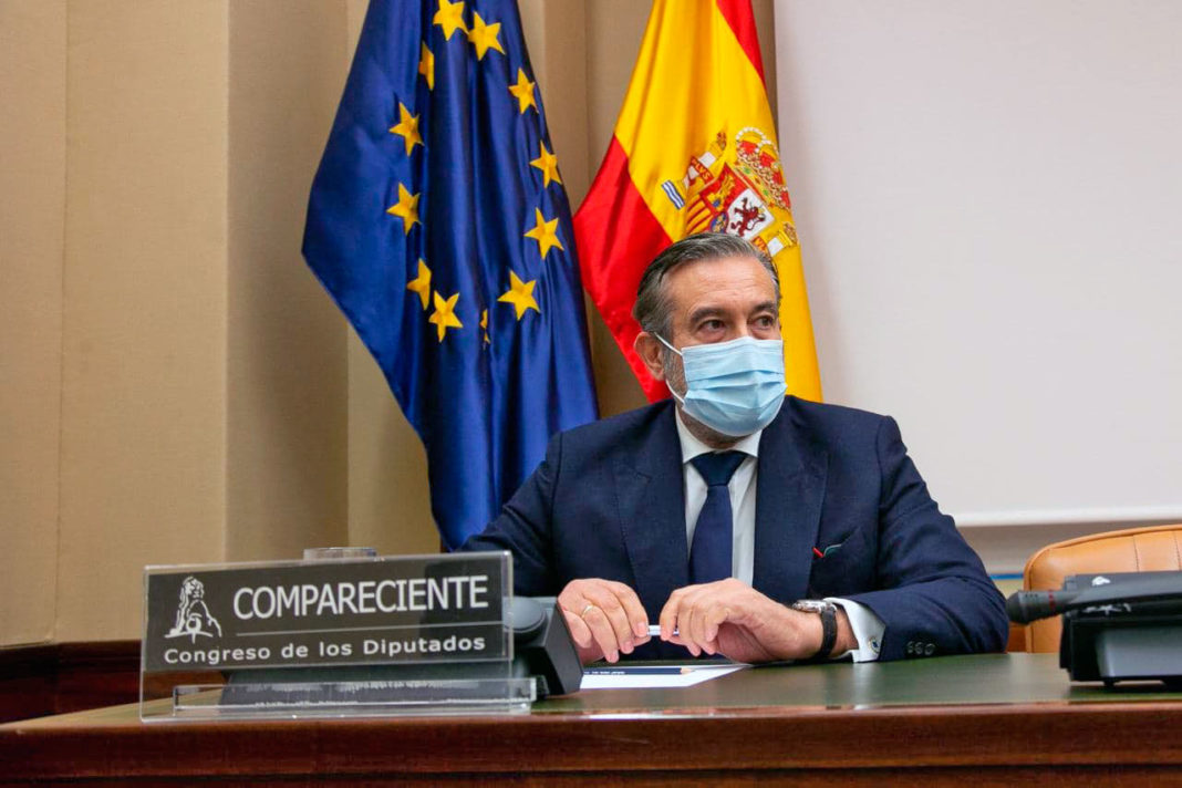 Enrique López López, consejero de Presidencia, Justicia e Interior de la Comunidad de Madrid, durante su comparecencia.