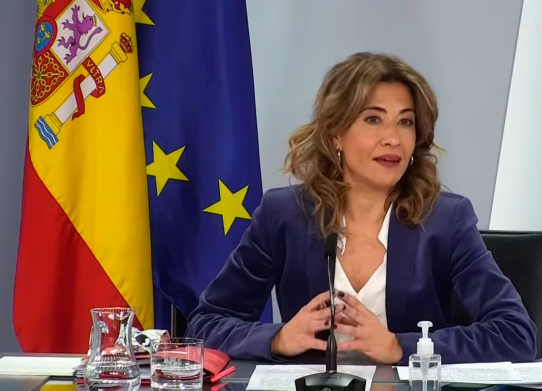 La ministra de Transportes, Movilidad y Agenda Urbana, Raquel Sánchez en rueda de prensa, tras el Consejo de Ministros