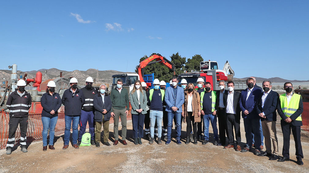 Pedro Sánchez visita la planta geotérmica de Cardial Recursos Alternativos en Níjar (Almería)