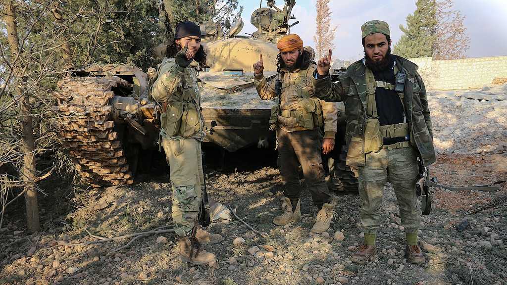 Putin intenta reclutar combatientes sirios para reforzar sus fuerzas terrestres | Shutterstock
