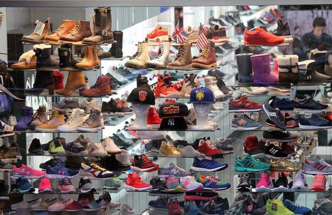 El dumping empresarial de los fabricantes de calzado provocará el cierre de la mayoría de estos negocios