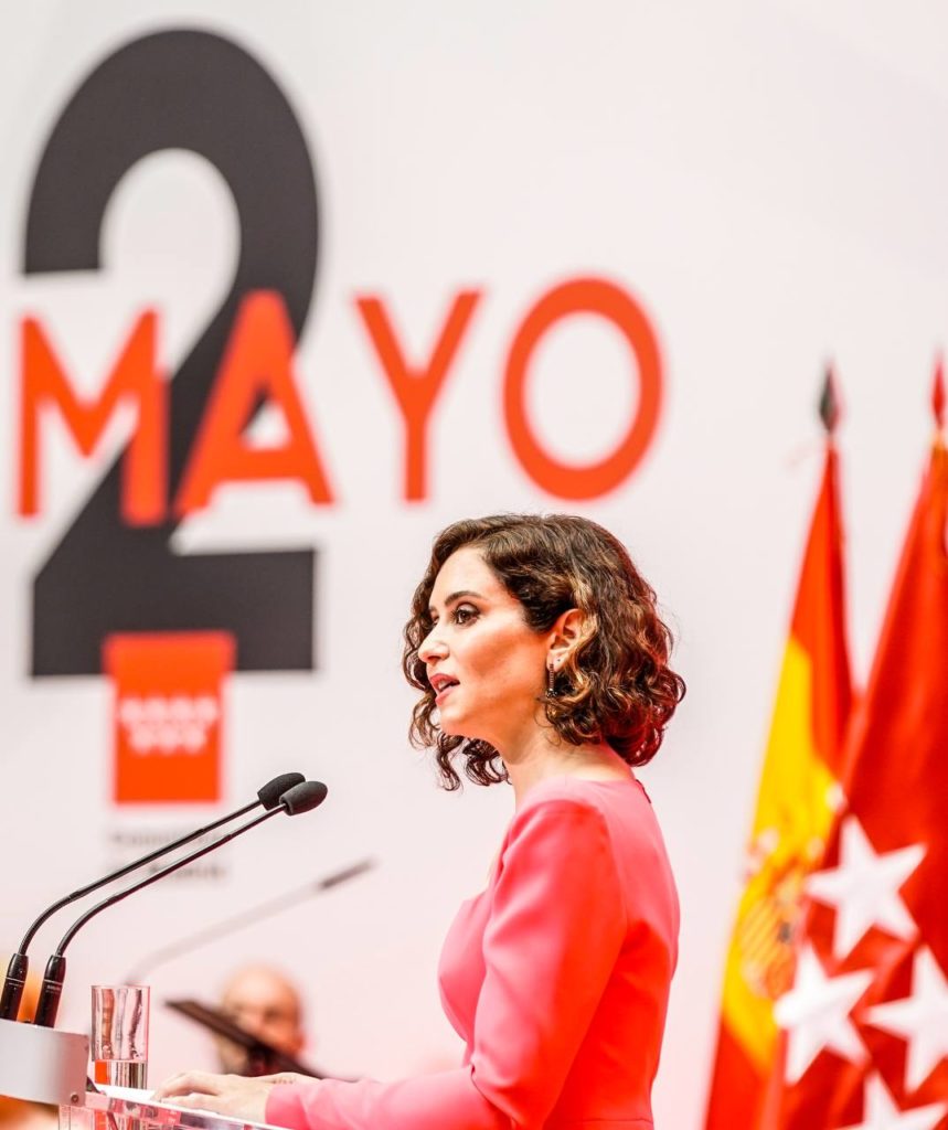 Ayuso, presidenta de la Comunidad de Madrid, en la fiesta del 2 de Mayo