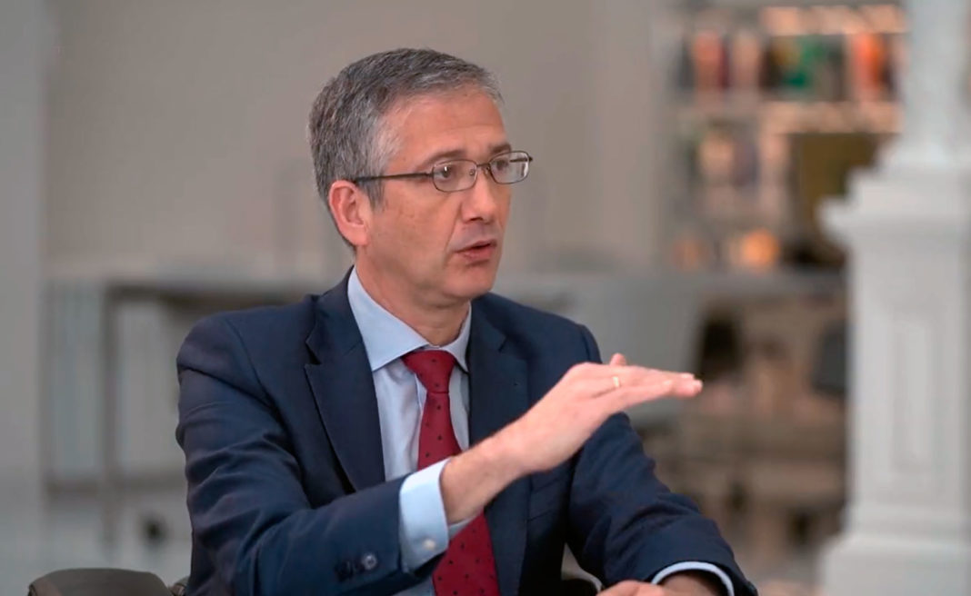 El gobernador del Banco de España, Pablo Fernández de Cos explica el Informe Anual 2021