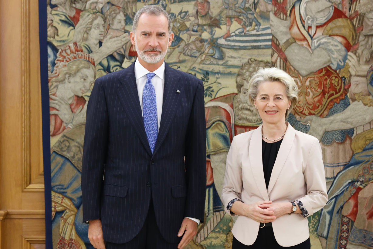El Rey Felipe VI recibe a la presidenta de la Comisión Europea