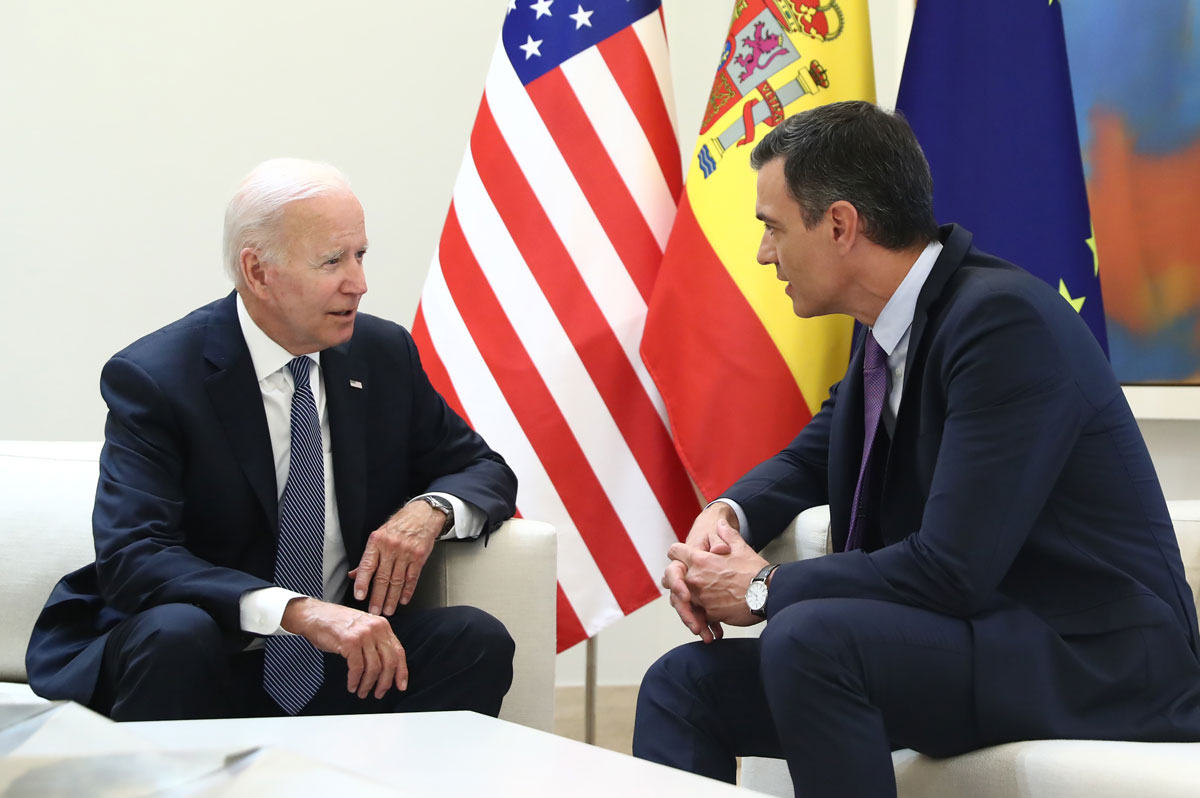 El presidente de EE. UU. con el presidente del Gobierno, Pedro Sánchez