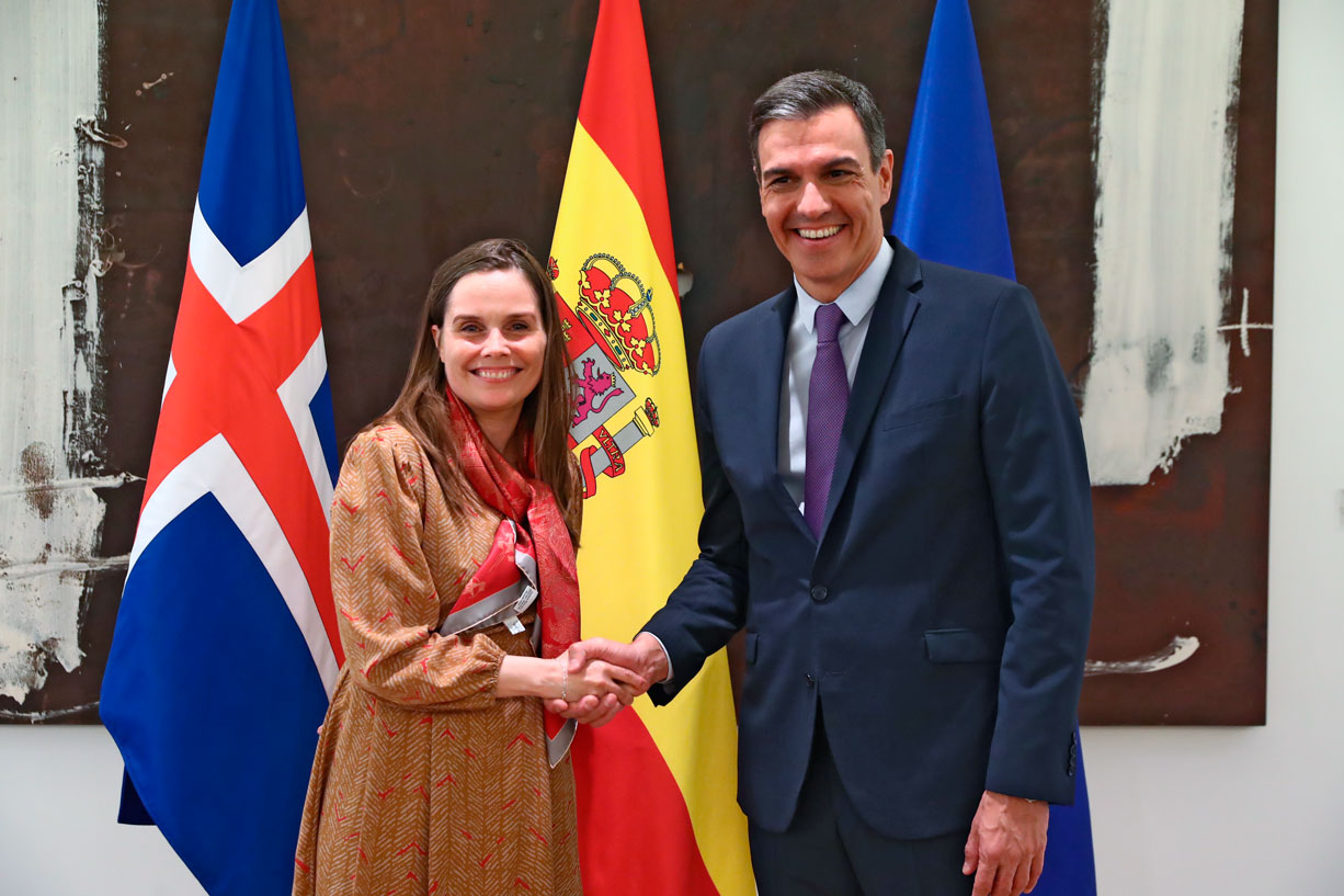 La presidenta de Islandia con el presidente del Gobierno de España