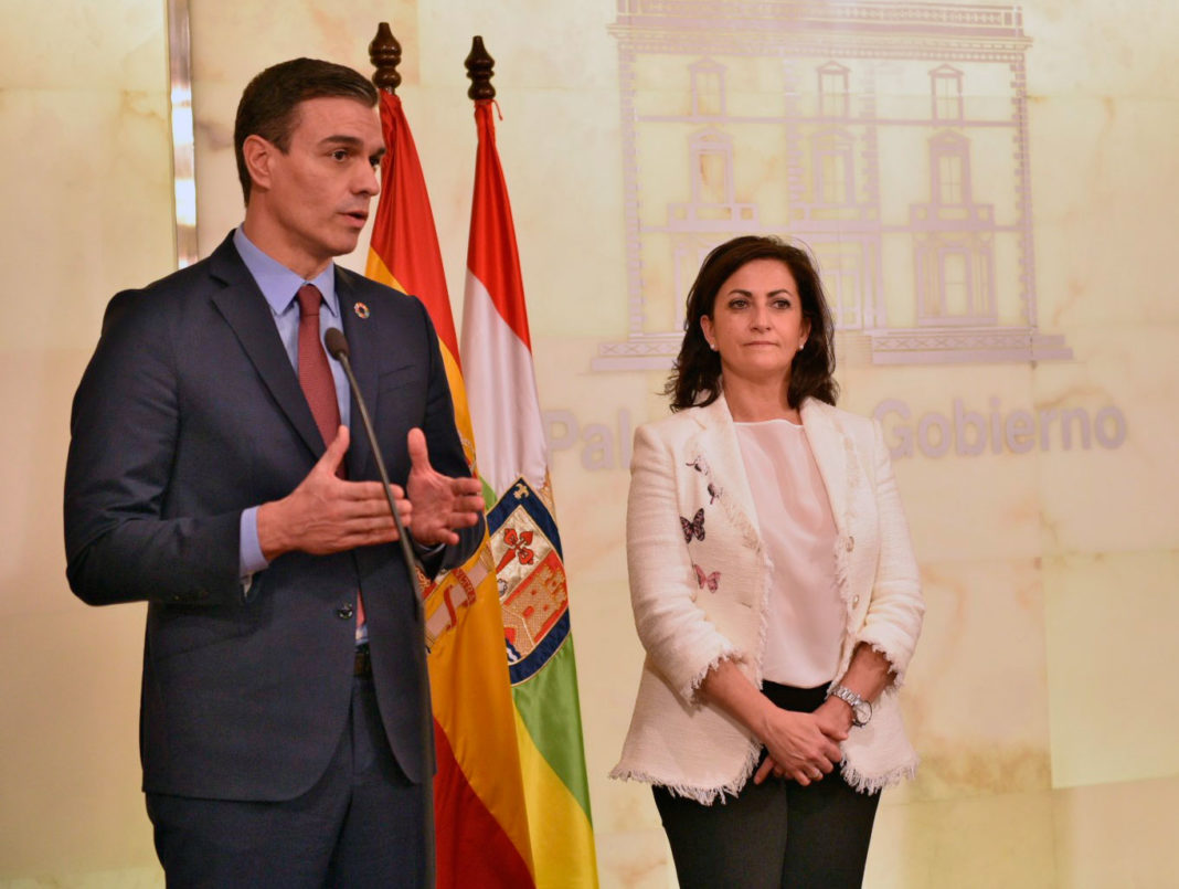 La presidenta del Gobierno de La Rioja, Concha Andreu, ha recibido en el Palacio de Gobierno al presidente del Gobierno de España, Pedro Sánchez