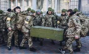 Moscú devuelve 210 cuerpos de soldados de Mariupol a Kiev