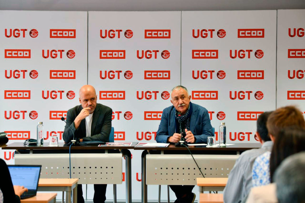 Los secretarios generales de UGT y CCOO, Pepe Álvarez y Unai Sordo, han anunciado en rueda de prensa un primer calendario de movilizaciones para subir los salarios, forto Agustín Millán