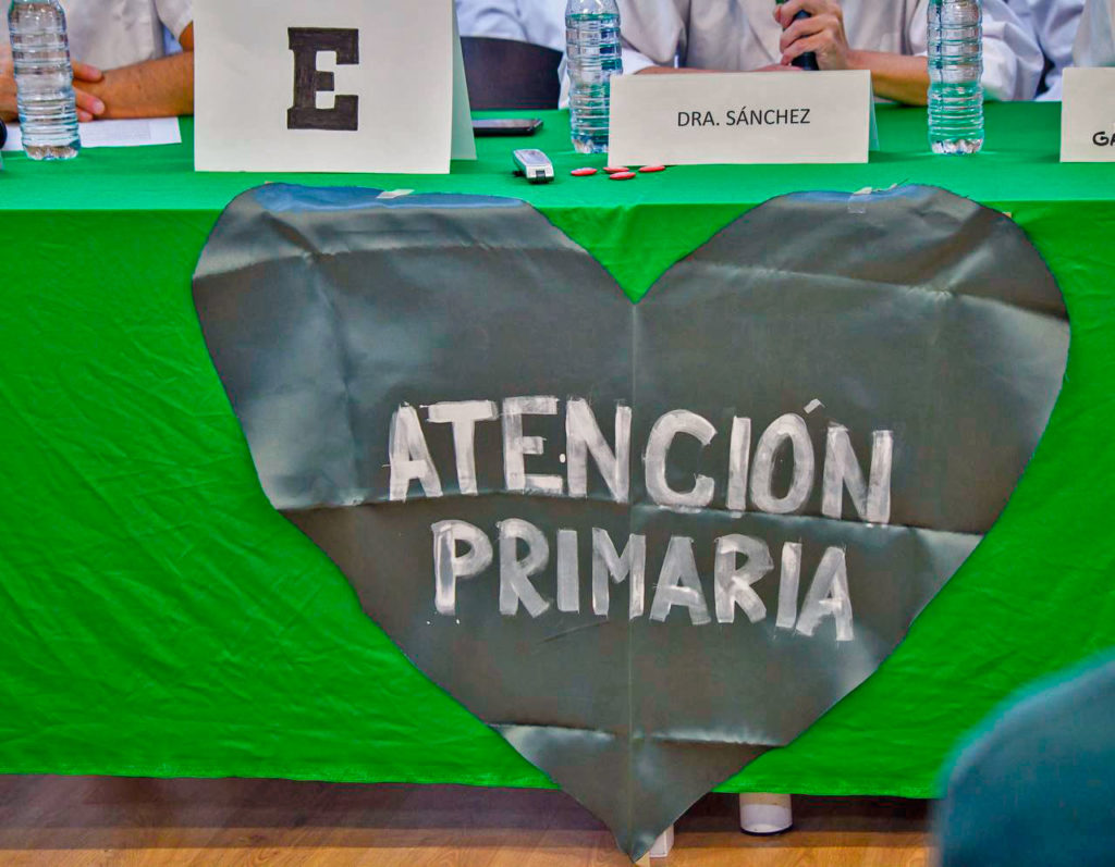 Encierro en Manoteras de los médicos y pediatras de Atención Primaria, foto Agustín Millán