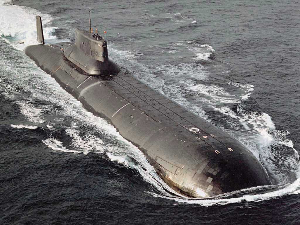 Un submarino nuclear ruso en plena maniobra.